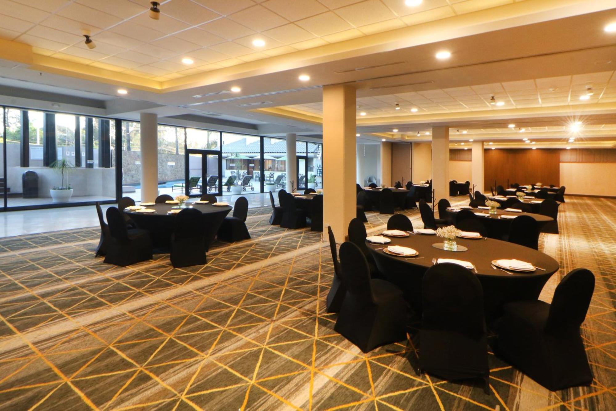 Holiday Inn Tijuana Zona Rio By Ihg Esterno foto